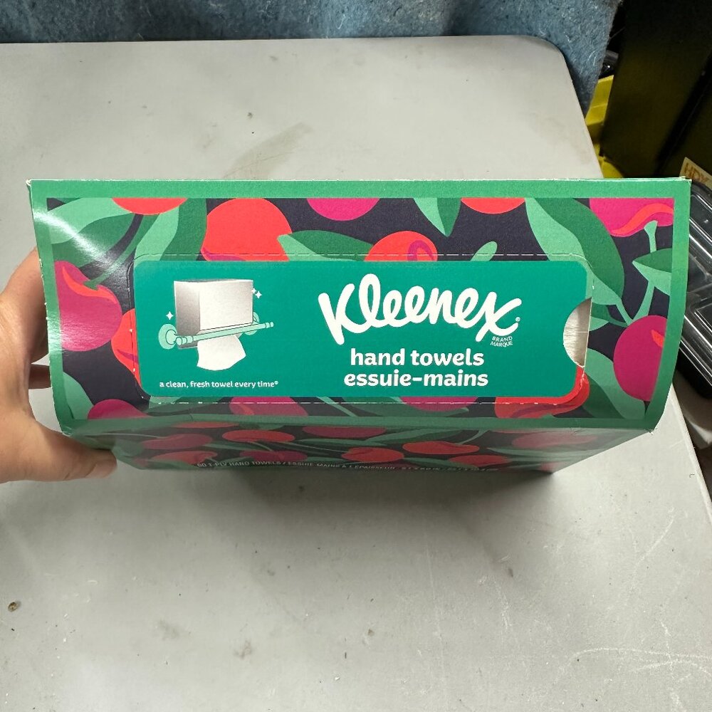 Kleenex Hand Towels Disposable Single-Use Paper Towels 60 Count Box Style Varies